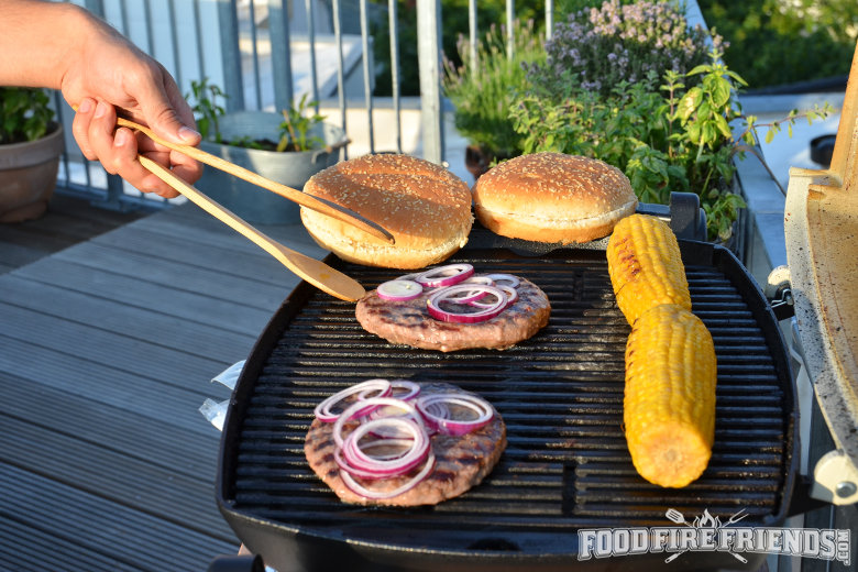 7 Best Small Grills For Apartments Balconies Small Patios And