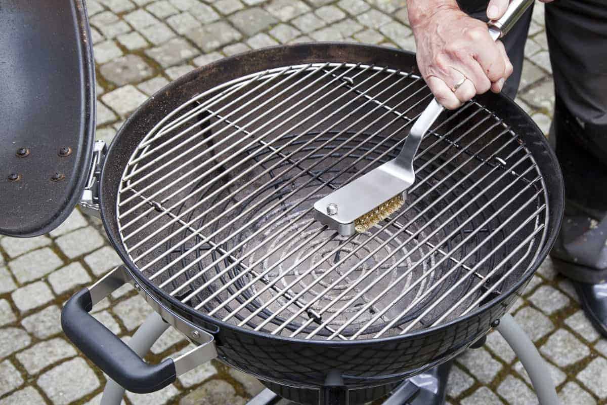 Kona Safe/Clean Grill Brush with Flat/Scrape Scraper - Compatible with Weber and Other Brands Flat Grill Grates - BBQ Cleaner for GAS Grills