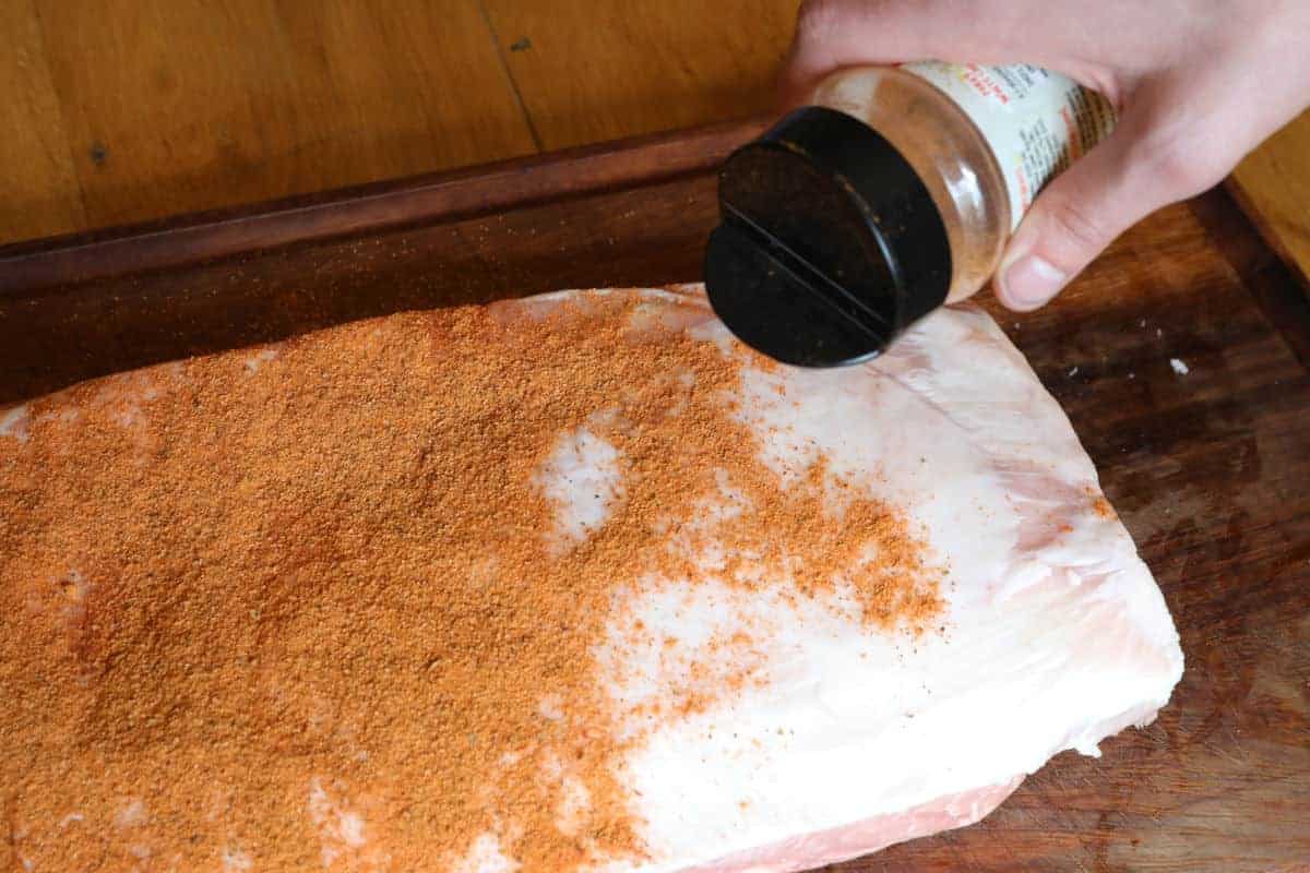 How to Use Meat Rubs for Smoking