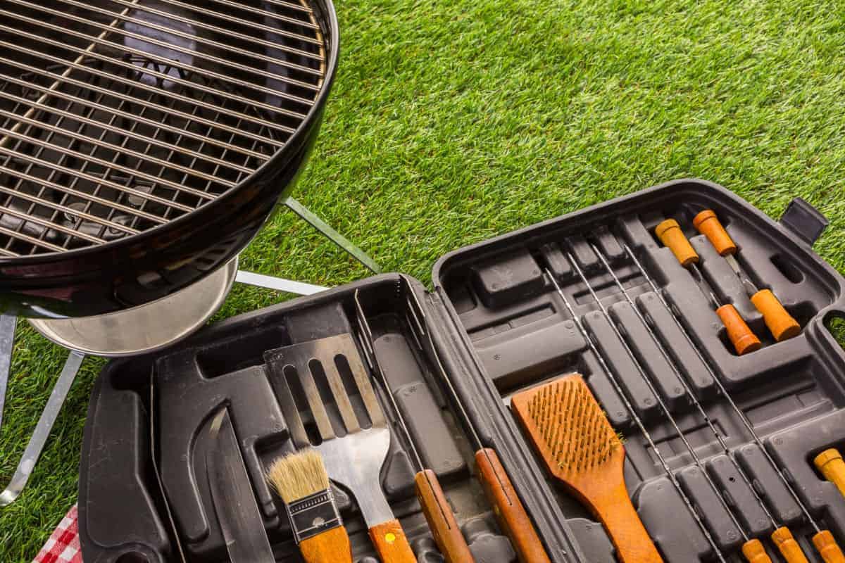 Best Grilling Accessories in 2020 - For BBQ that's Safer and More Fun