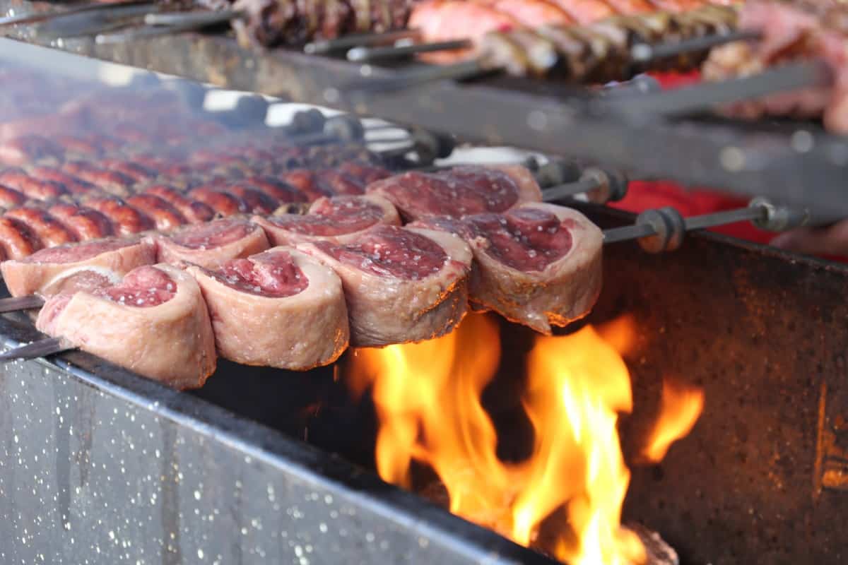 picanha skewers on a charcoal gr.