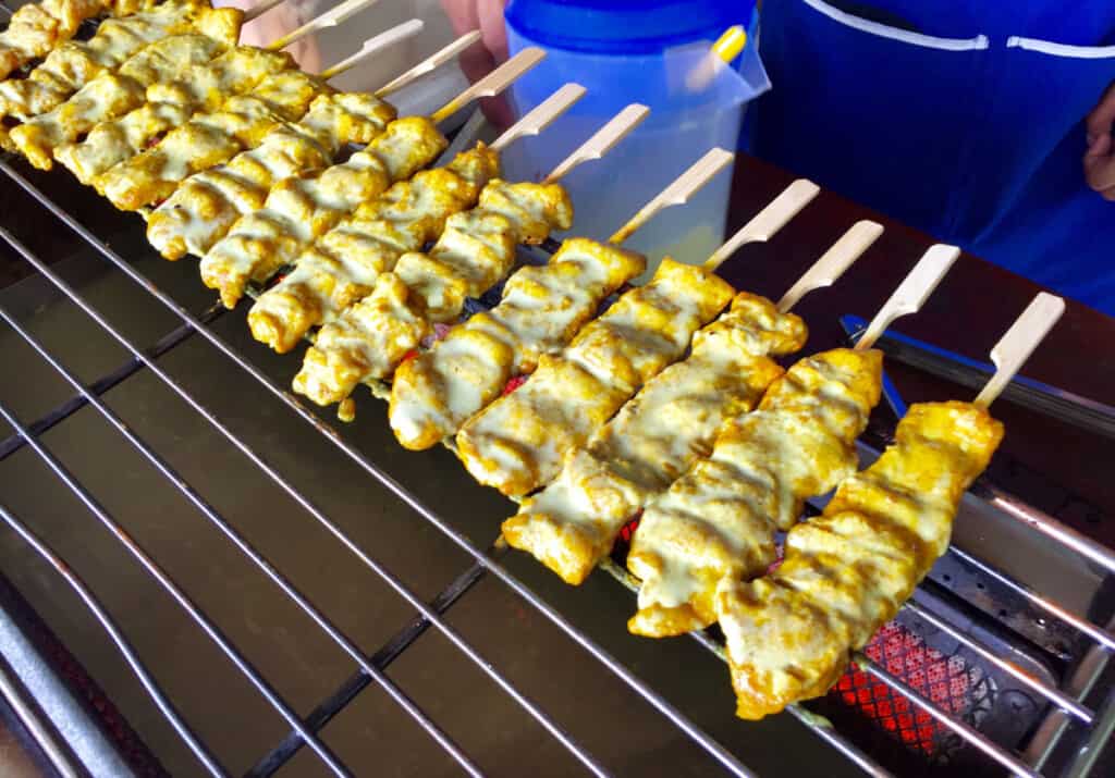 satay pork on an infrared gr.