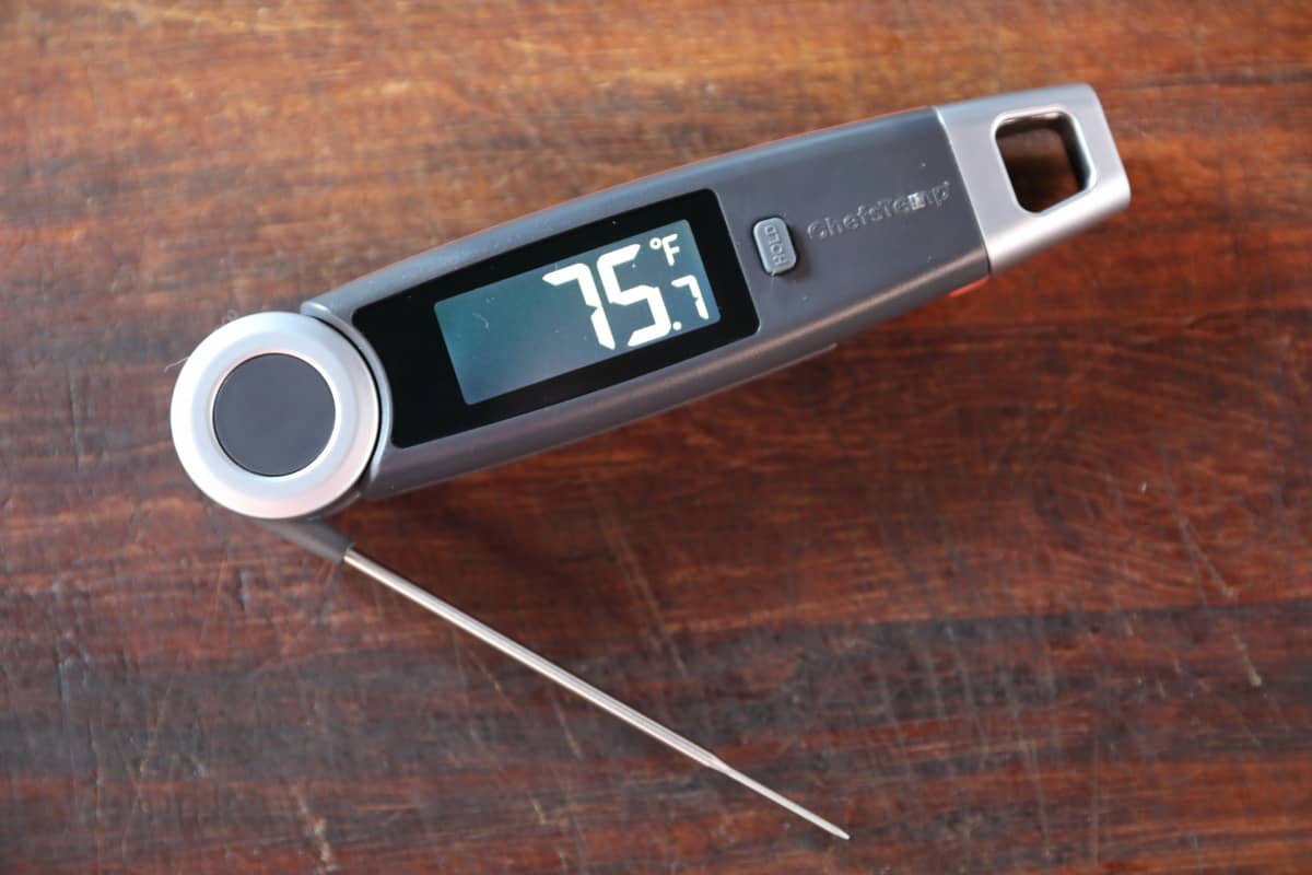 What is the best digital meat thermometer between Chefstemp