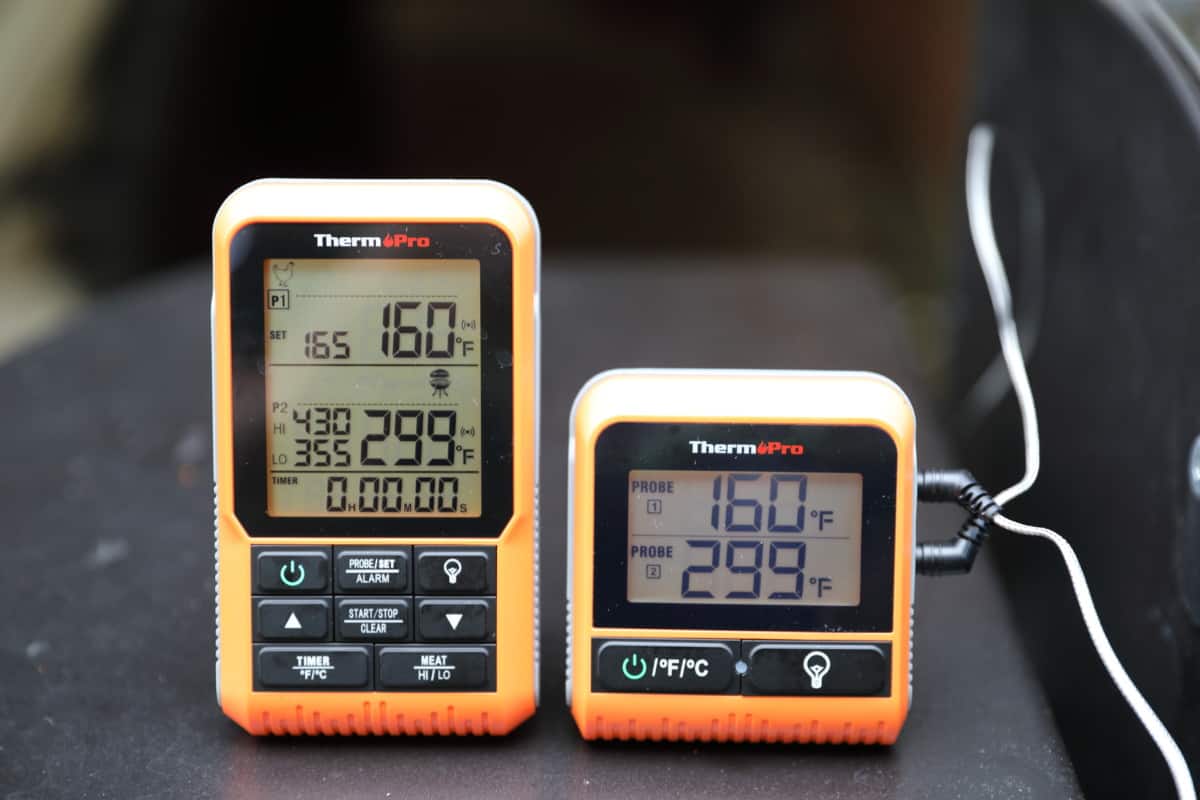 Thermopro TP826 transmitter and receiver in use