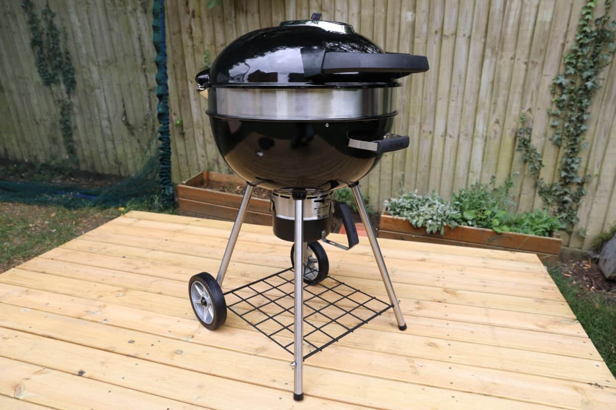how long to cook ribeye on charcoal grill
